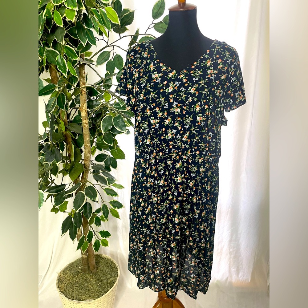 Floral short sleeve dress